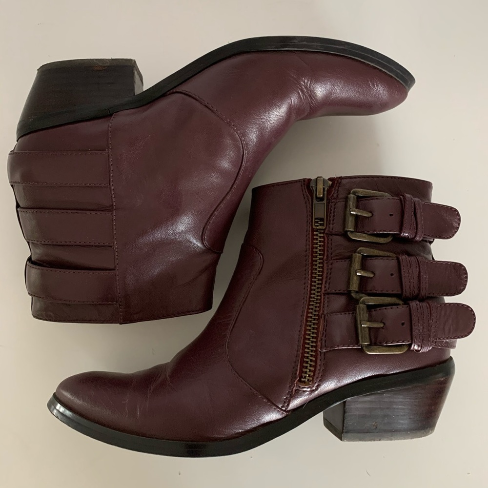 Shoemint Buckle Booties, size 5